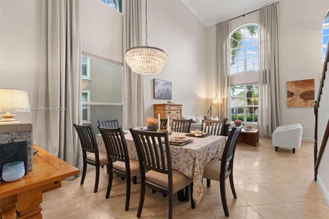House in Coral Springs, Florida 4 bedrooms, 312.71 sq.m. № 1881598 - photo 15