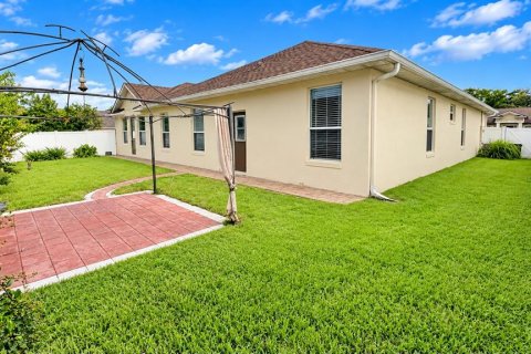 House in Kissimmee, Florida 4 bedrooms, 250 sq.m. № 2196464 - photo 23