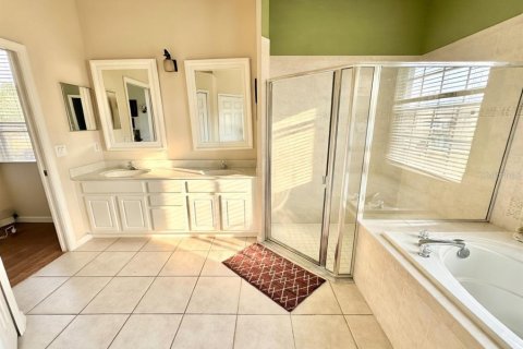 Villa ou maison à vendre à Kissimmee, Floride: 4 chambres, 250 m2 № 2196464 - photo 11