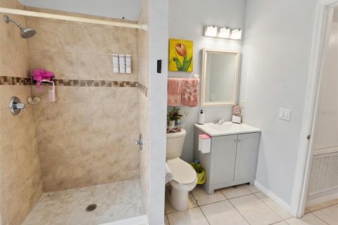Villa ou maison à vendre à Kissimmee, Floride: 4 chambres, 250 m2 № 2196464 - photo 13