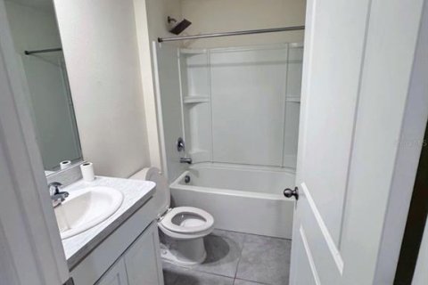 Villa ou maison à louer à Wimauma, Floride: 3 chambres, 140.84 m2 № 2416398 - photo 9
