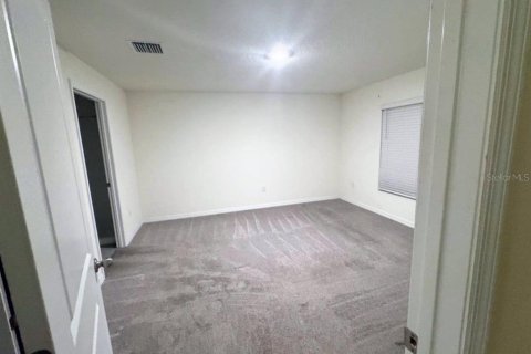 Villa ou maison à louer à Wimauma, Floride: 3 chambres, 140.84 m2 № 2416398 - photo 2