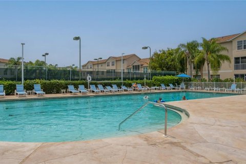 Copropriété à louer à Sarasota, Floride: 2 chambres, 99.22 m2 № 2214291 - photo 19