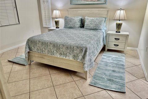 Copropriété à louer à Sarasota, Floride: 2 chambres, 99.22 m2 № 2214291 - photo 10
