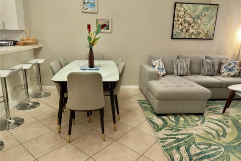 Copropriété à louer à Sarasota, Floride: 2 chambres, 99.22 m2 № 2214291 - photo 7