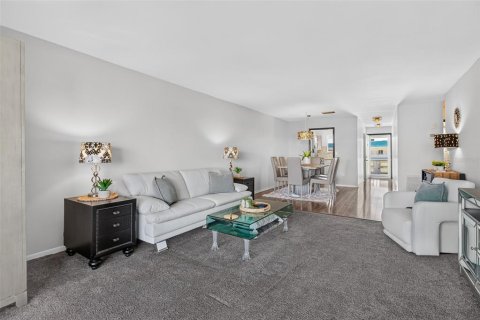Copropriété à louer à Gulfport, Floride: 2 chambres, 116.13 m2 № 2416854 - photo 14