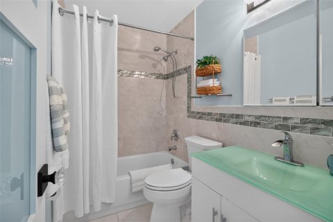 Copropriété à louer à Gulfport, Floride: 2 chambres, 116.13 m2 № 2416854 - photo 23