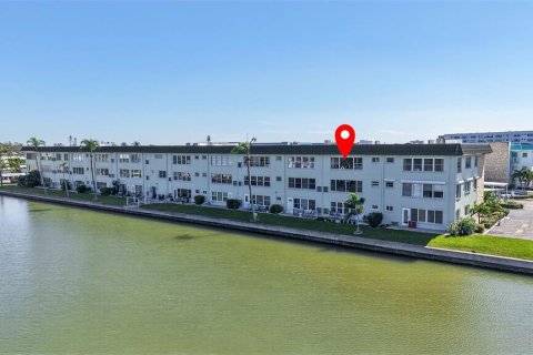 Copropriété à louer à Gulfport, Floride: 2 chambres, 116.13 m2 № 2416854 - photo 26