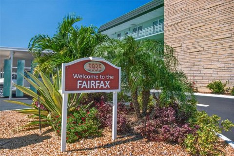 Copropriété à louer à Gulfport, Floride: 2 chambres, 116.13 m2 № 2416854 - photo 2
