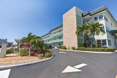 Copropriété à louer à Gulfport, Floride: 2 chambres, 116.13 m2 № 2416854 - photo 3