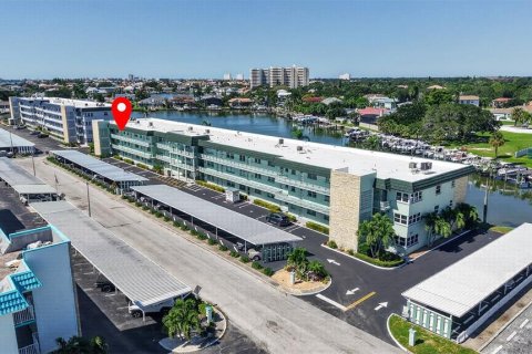 Copropriété à louer à Gulfport, Floride: 2 chambres, 116.13 m2 № 2416854 - photo 27
