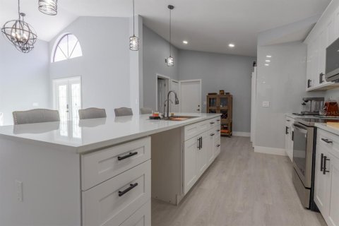 Villa ou maison à vendre à Kissimmee, Floride: 3 chambres, 217.02 m2 № 1857877 - photo 10