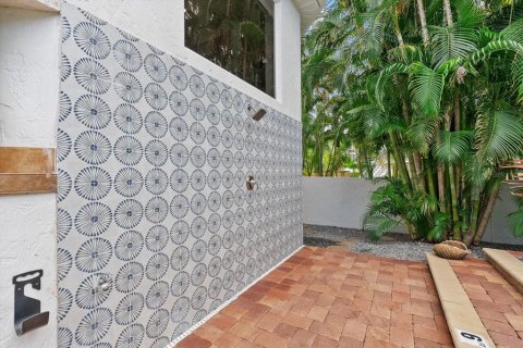 Villa ou maison à vendre à Sarasota, Floride: 5 chambres, 296.82 m2 № 2119765 - photo 17