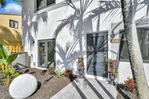 Villa ou maison à vendre à Miami, Floride: 5 chambres, 190.82 m2 № 1956953 - photo 17