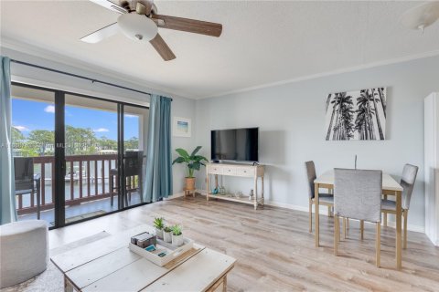 Condominio en venta en Panama City, Florida, 3 dormitorios, 122.82 m2 № 1979900 - foto 3