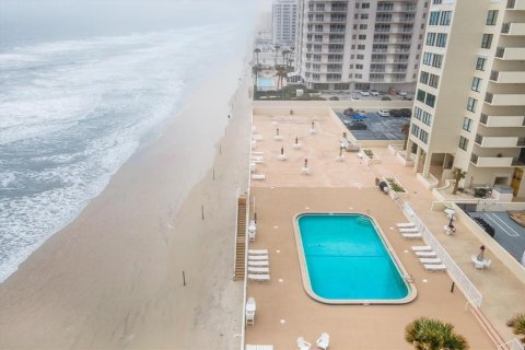 Condo in Daytona Beach Shores, Florida, 2 bedrooms  № 1634676 - photo 2