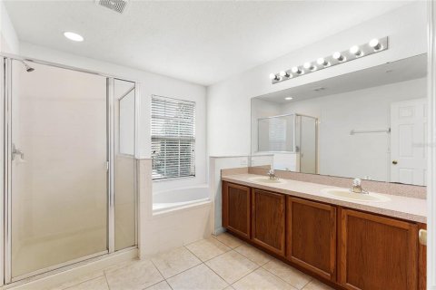 Townhouse in Kissimmee, Florida 3 bedrooms, 193.79 sq.m. № 1569297 - photo 26