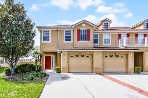 Townhouse in Kissimmee, Florida 3 bedrooms, 193.79 sq.m. № 1569297 - photo 1