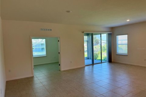 House in Punta Gorda, Florida 3 bedrooms, 184.69 sq.m. № 1719412 - photo 6