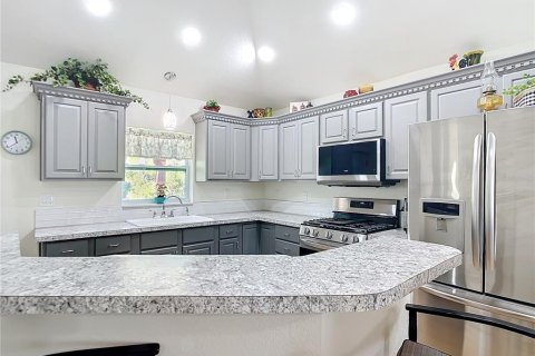 House in Port Charlotte, Florida 1 bedroom, 67.73 sq.m. № 1547737 - photo 5