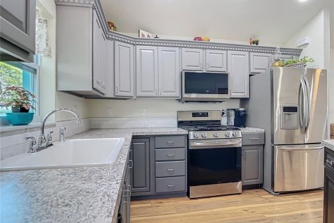 House in Port Charlotte, Florida 1 bedroom, 67.73 sq.m. № 1547737 - photo 10