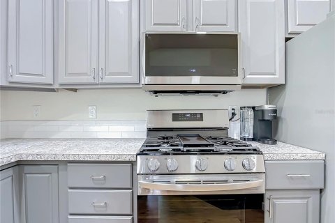 House in Port Charlotte, Florida 1 bedroom, 67.73 sq.m. № 1547737 - photo 6