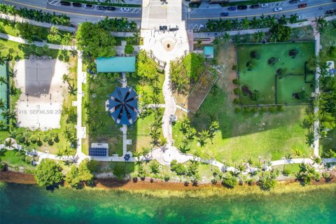 Купить кондоминиум в Майами, Флорида 37.25м2, № 2056600 - фото 26