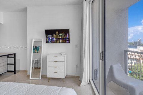 Купить кондоминиум в Майами, Флорида 37.25м2, № 2056600 - фото 9