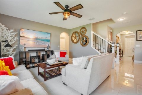 House in Ocala, Florida 5 bedrooms, 247.21 sq.m. № 1900075 - photo 18