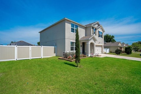 House in Ocala, Florida 5 bedrooms, 247.21 sq.m. № 1900075 - photo 2