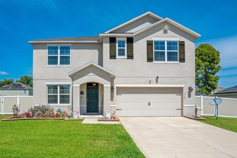 House in Ocala, Florida 5 bedrooms, 247.21 sq.m. № 1900075 - photo 1