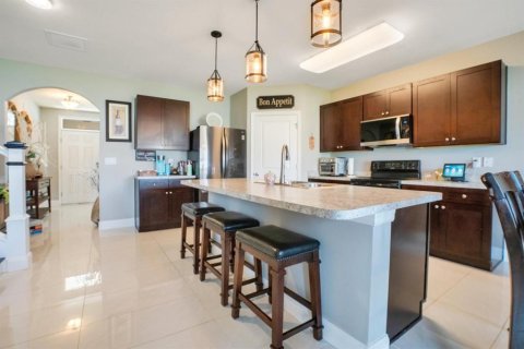 House in Ocala, Florida 5 bedrooms, 247.21 sq.m. № 1900075 - photo 14