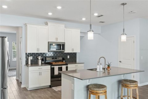 House in Ocoee, Florida 4 bedrooms, 272.76 sq.m. № 2215981 - photo 19