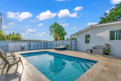 Casa en venta en Miami, Florida, 3 dormitorios, 116.13 m2 № 1858763 - foto 29
