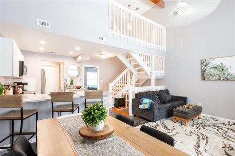 Adosado en venta en Dunedin, Florida, 2 dormitorios, 112.5 m2 № 1902276 - foto 6