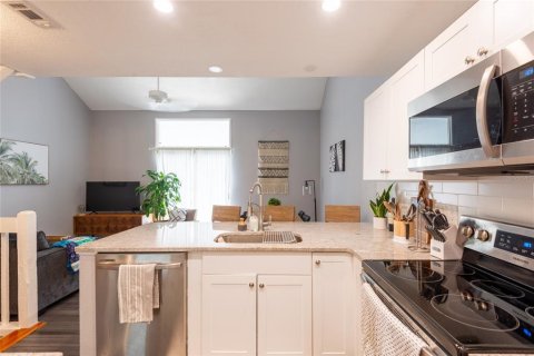 Adosado en venta en Dunedin, Florida, 2 dormitorios, 112.5 m2 № 1902276 - foto 9