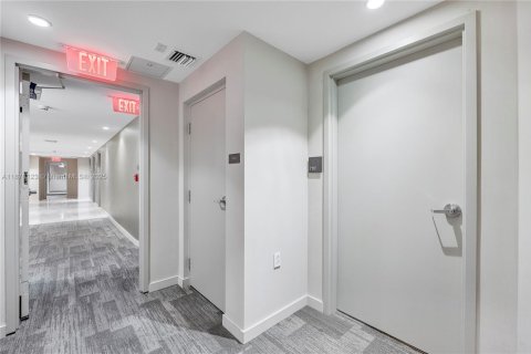 Copropriété à louer à Miami, Floride: 1 chambre, 60.2 m2 № 1978752 - photo 17