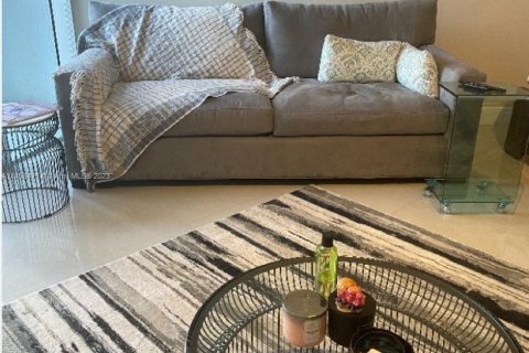 Condominio en venta en Miami, Florida, 55.56 m2 № 1694331 - foto 5