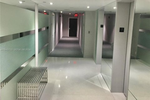 Купить кондоминиум в Авентура, Флорида 1 спальня, 84.82м2, № 2002128 - фото 28