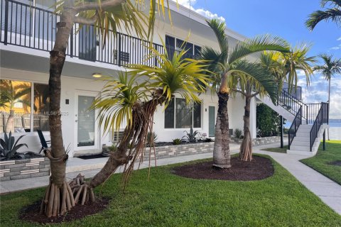 Appartement à louer à North Bay Village, Floride: 3 chambres № 1930723 - photo 21