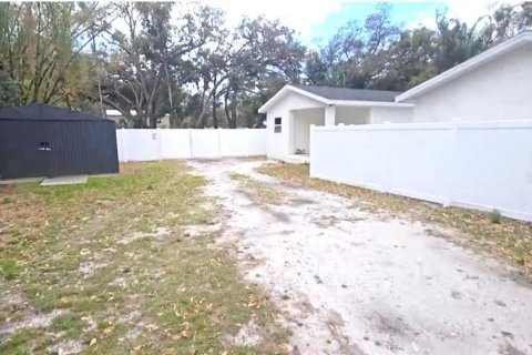 Villa ou maison à vendre à Tampa, Floride: 5 chambres, 207.36 m2 № 2156213 - photo 28