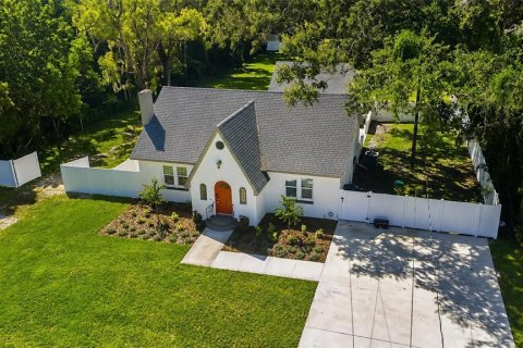 Villa ou maison à vendre à Tampa, Floride: 5 chambres, 207.36 m2 № 2156213 - photo 2