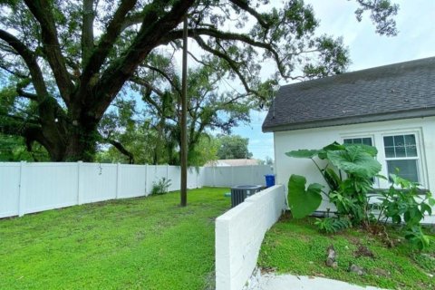Villa ou maison à vendre à Tampa, Floride: 5 chambres, 207.36 m2 № 2156213 - photo 22