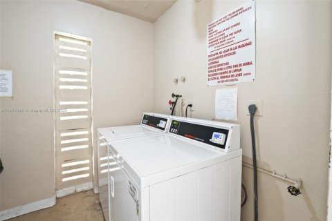 Copropriété à vendre à Miami Beach, Floride: 2 chambres, 93.92 m2 № 1940637 - photo 22