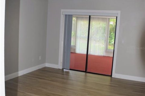 House in Winter Springs, Florida 3 bedrooms, 171.5 sq.m. № 1800456 - photo 12