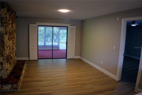 House in Winter Springs, Florida 3 bedrooms, 171.5 sq.m. № 1800456 - photo 11