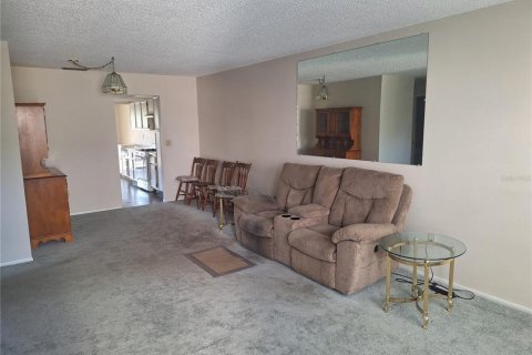 Condo in Saint Petersburg, Florida, 2 bedrooms  № 1634924 - photo 7