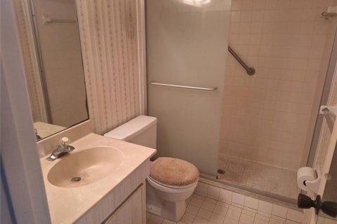 Condo in Saint Petersburg, Florida, 2 bedrooms  № 1634924 - photo 19