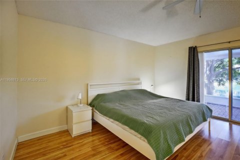 Casa en venta en Plantation, Florida, 4 dormitorios, 170.94 m2 № 2010760 - foto 26