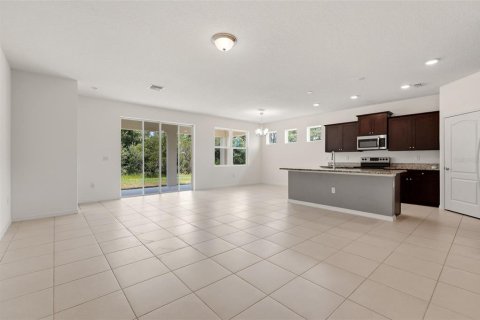 Villa ou maison à louer à Bradenton, Floride: 4 chambres, 190.17 m2 № 2167159 - photo 7